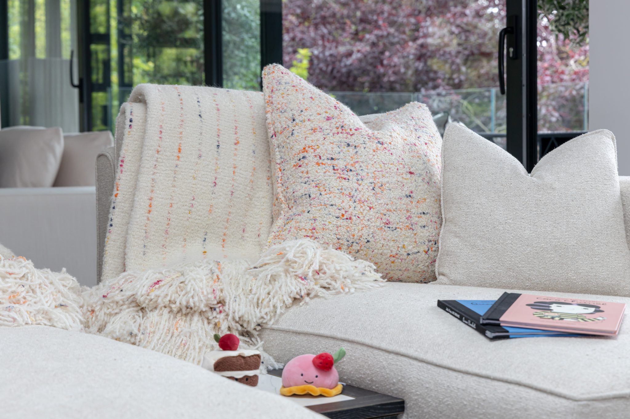 Picture of Luxury Defined: 27 Strategic Luxury Living Room Ideas - JamesEdition